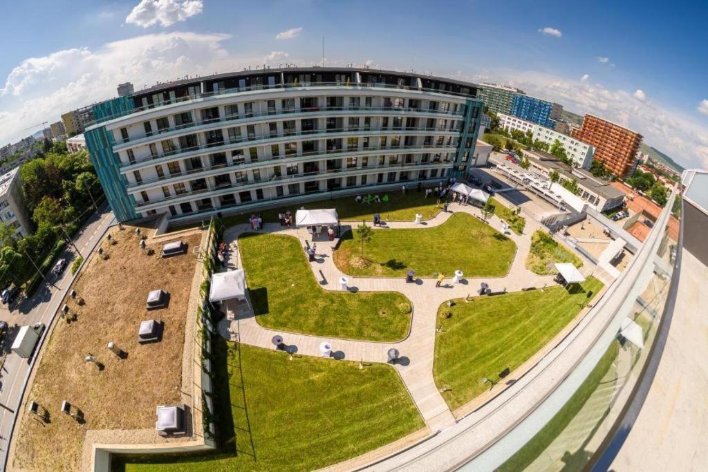 Eriss Studio Suite - Ozone Building Apartment Kaloşvar Dış mekan fotoğraf